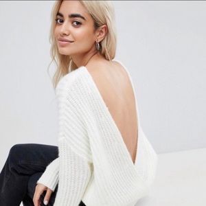 V cut back sweater